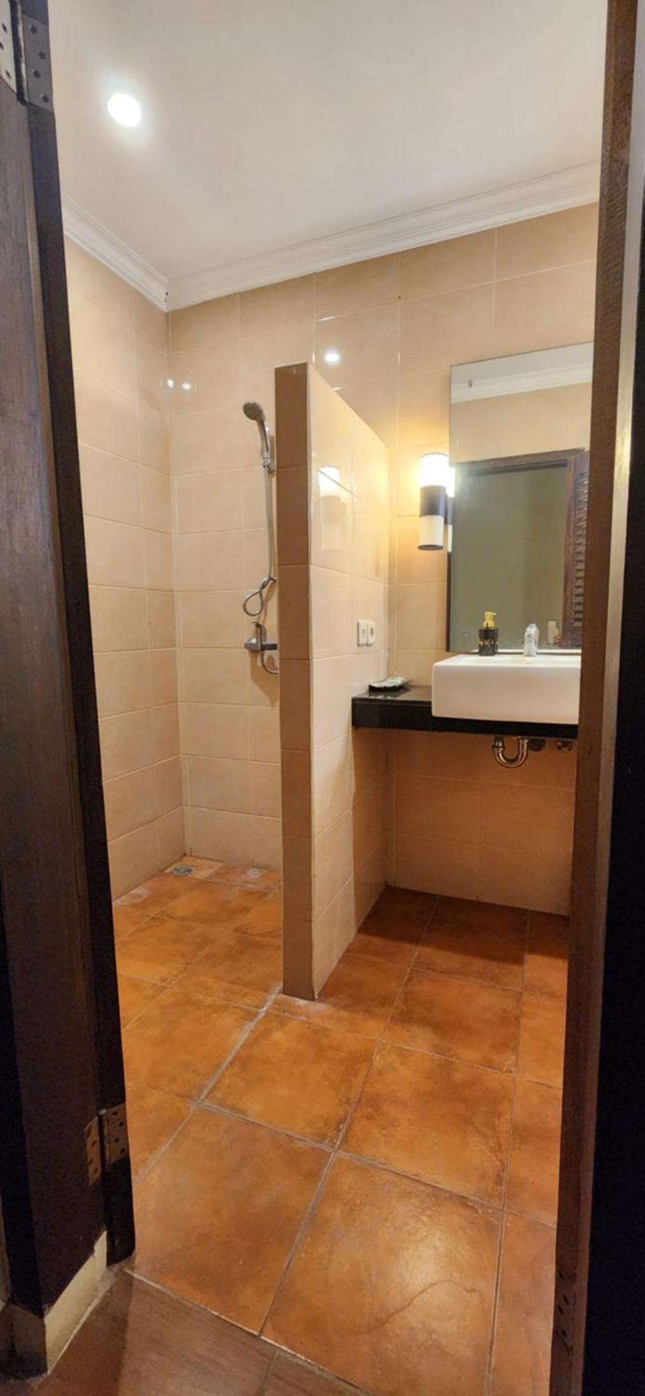 Dalia Budget Hotel 圣吉吉 外观 照片